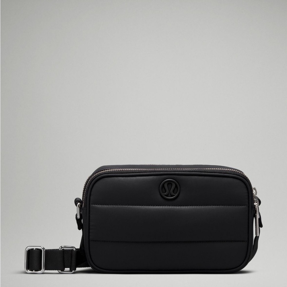 NWT lululemon athletica Black Belt Bag